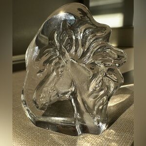 Elegant Glass Horse Decorative